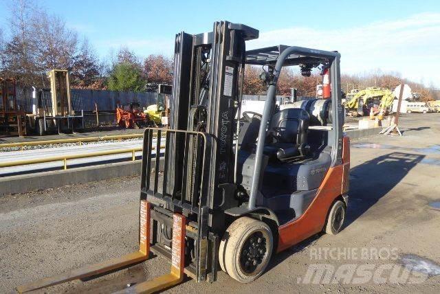 Toyota 8FGCU25 Heftrucks overige