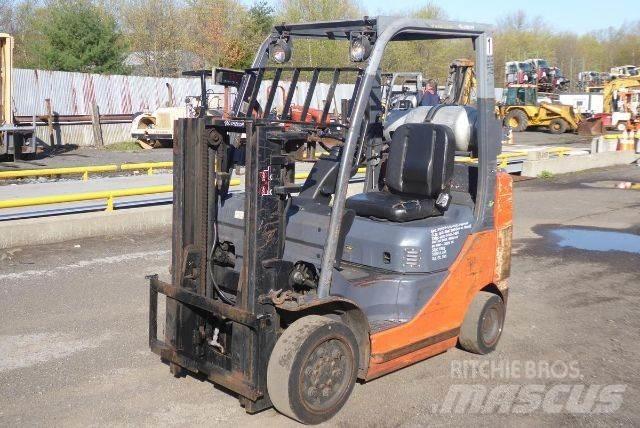 Toyota 8FGCU25 Heftrucks overige