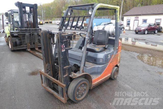 Toyota 8FGCU25 Heftrucks overige