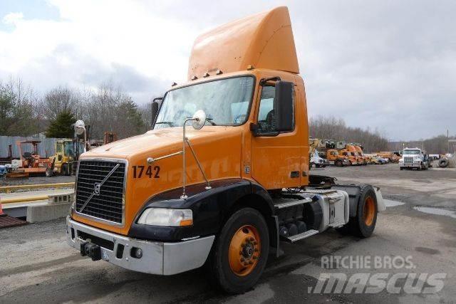 Volvo VNM42T Wechselfahrgestell