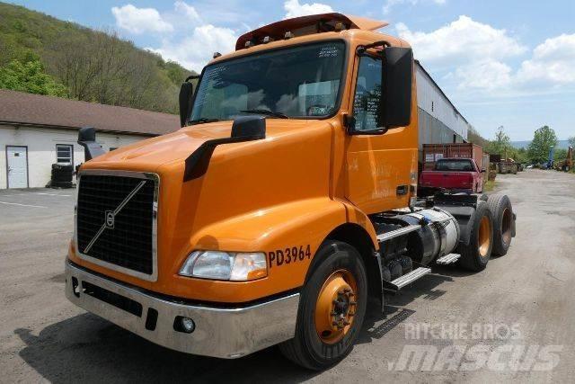 Volvo VNM64T Wechselfahrgestell