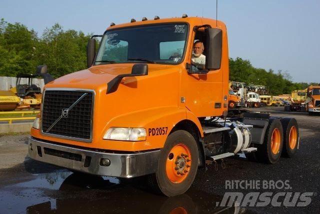 Volvo VNM64T Wechselfahrgestell