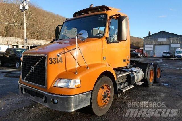Volvo VNM64T Wechselfahrgestell