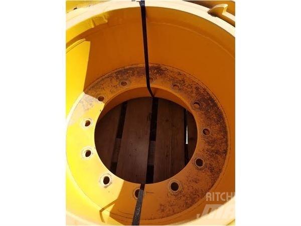 Volvo A25F Reifen