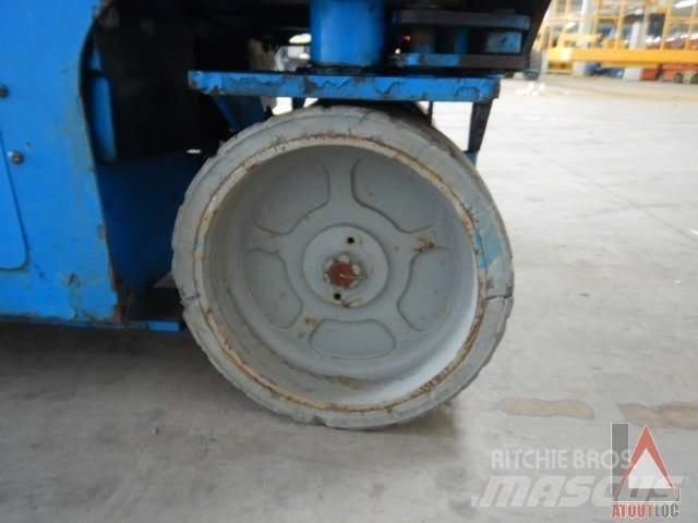 Genie GS-2032 Gelenkteleskoparbeitsbühnen