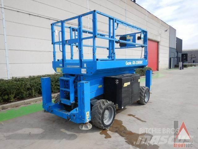 Genie GS-3369DC Gelenkteleskoparbeitsbühnen