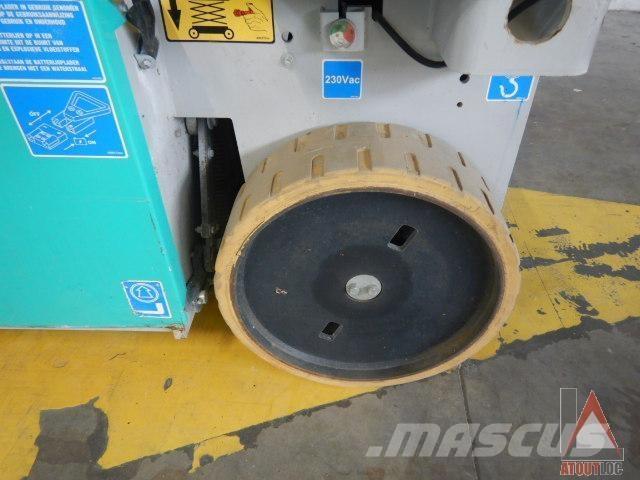 Imer IM14122 Gelenkteleskoparbeitsbühnen