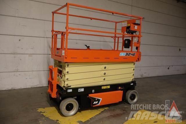 JLG 3246ES Gelenkteleskoparbeitsbühnen