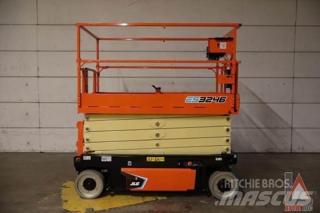 JLG 3246ES Gelenkteleskoparbeitsbühnen