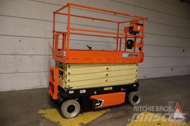 JLG 3246ES Gelenkteleskoparbeitsbühnen