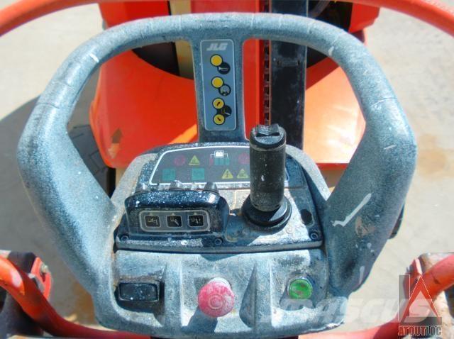 JLG TOUCAN 12E + Gelenkteleskoparbeitsbühnen