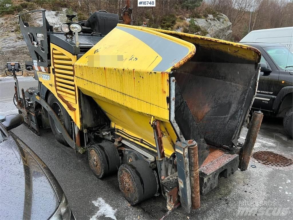 Bomag BF 300P Strassenfertiger