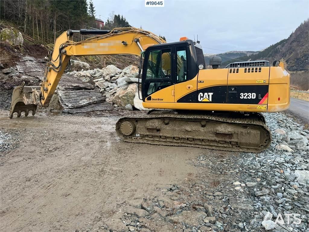 CAT 323D Raupenbagger