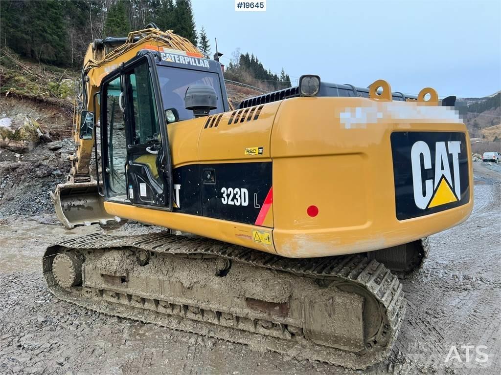 CAT 323D Raupenbagger