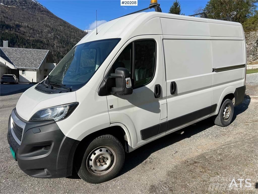 Peugeot Boxer Lieferwagen
