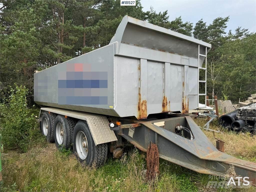 Renders trailer Andere Anhänger