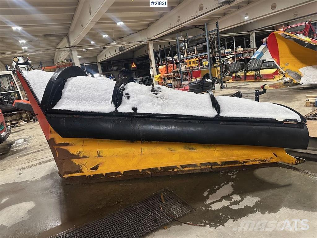 Tellefsdal D-plow Pflüge