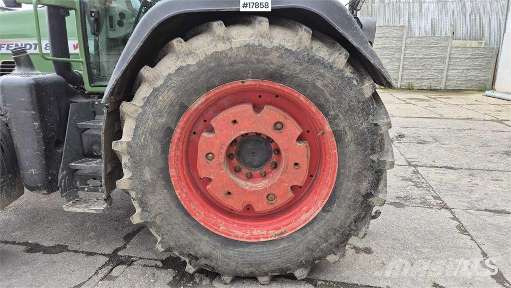Fendt Vario 820 Traktoren