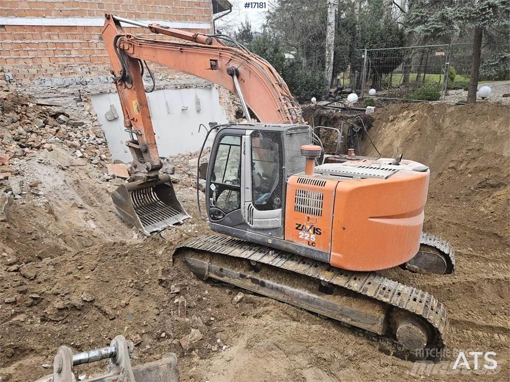 Hitachi ZX225 LC Raupenbagger