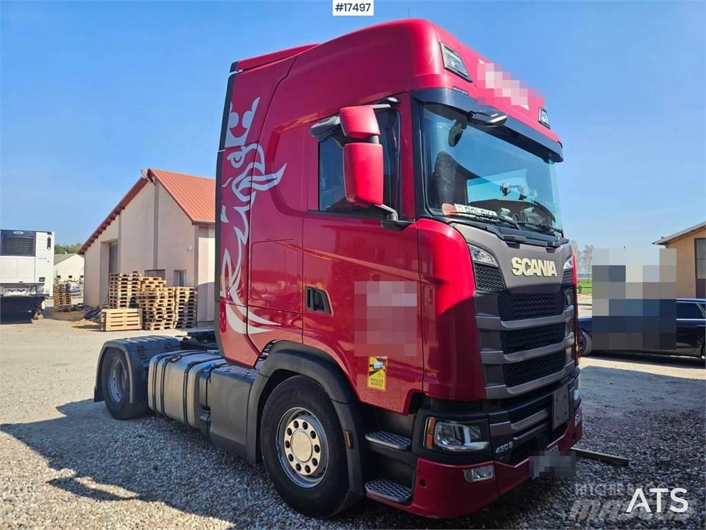 Scania S450 Sattelzugmaschinen