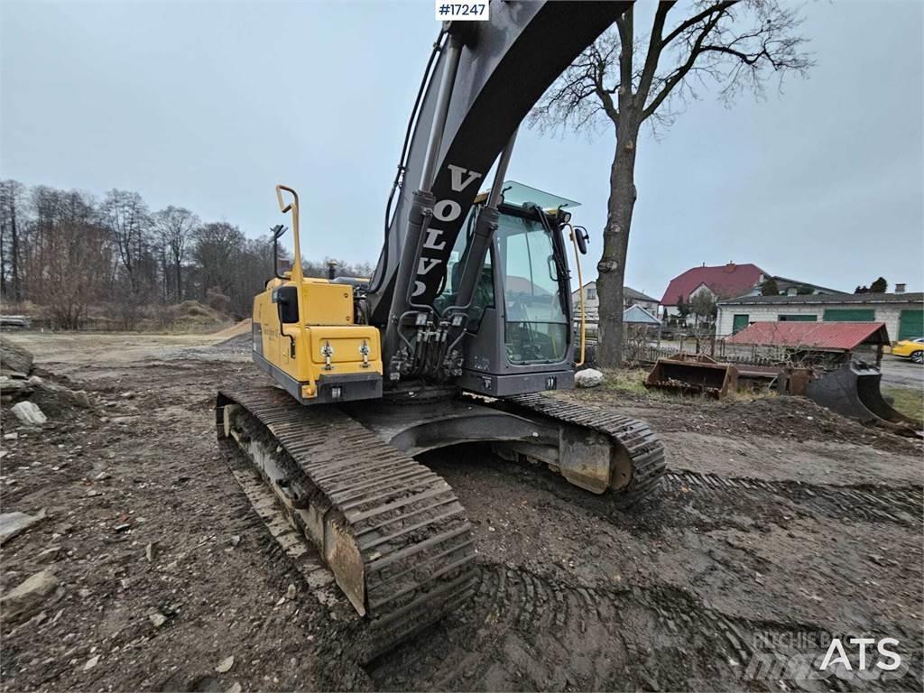 Volvo EC220DL Raupenbagger