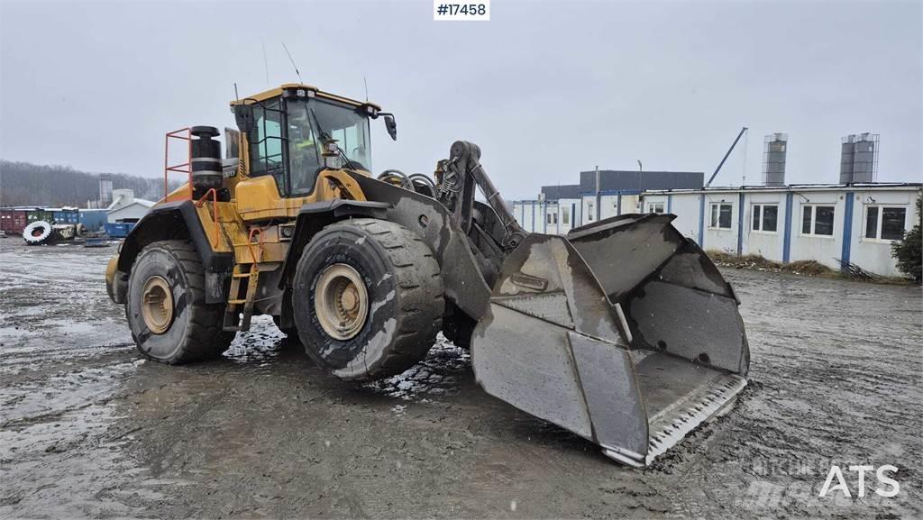 Volvo L220H Radlader