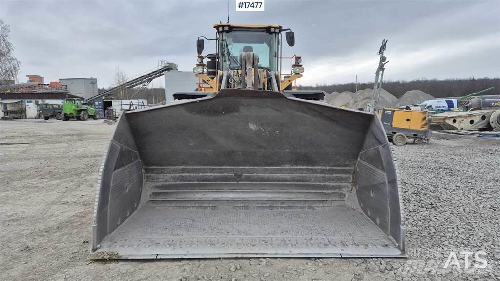 Volvo L220H Radlader