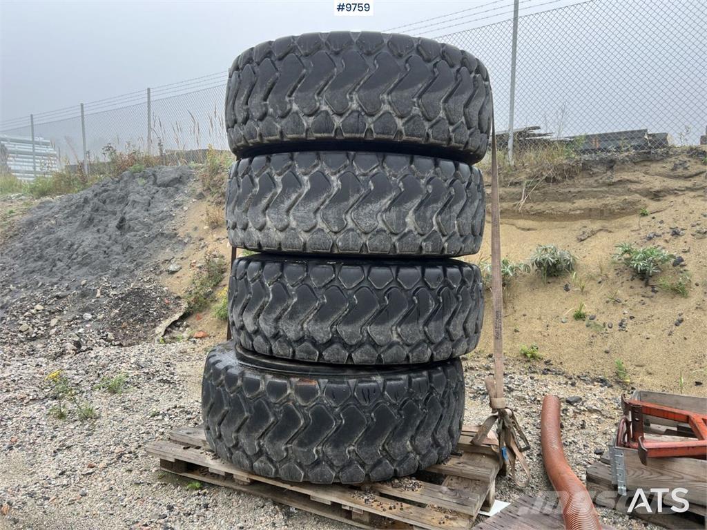  Däck med fälg 20,5R25 Andere Zubehörteile