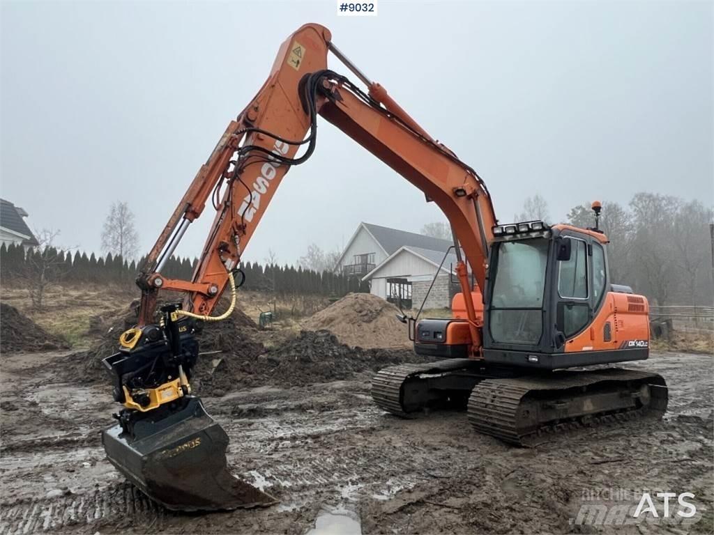 Doosan DX140LC Raupenbagger
