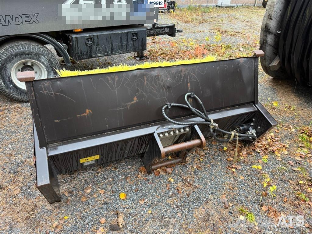 Engcon SOP-SR1800-S60 Bürsten