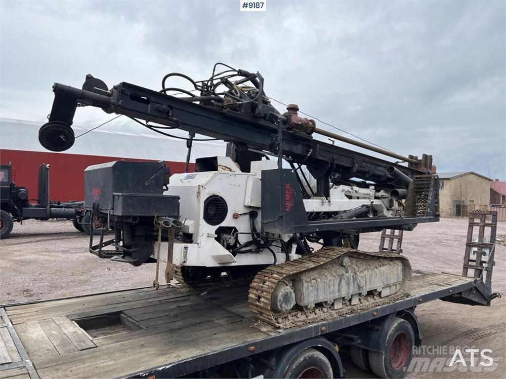 Nemek 300TSE Seilankerbohrwagen
