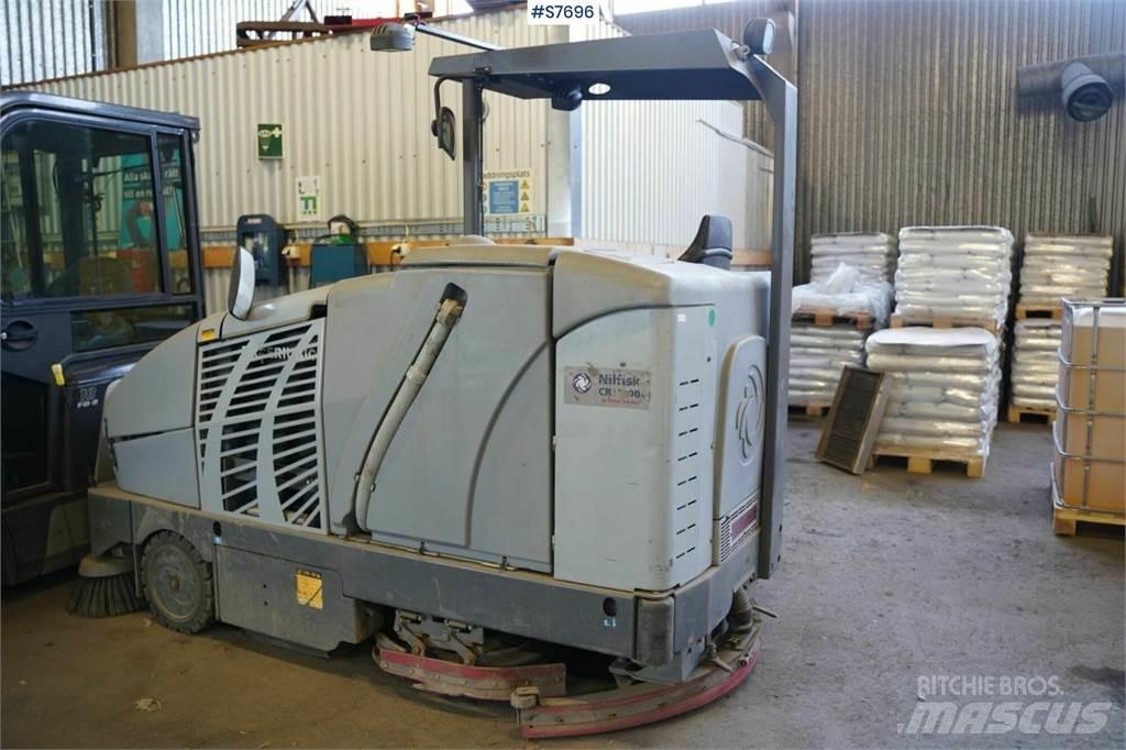 Nilfisk CR1200 Kehrmaschine