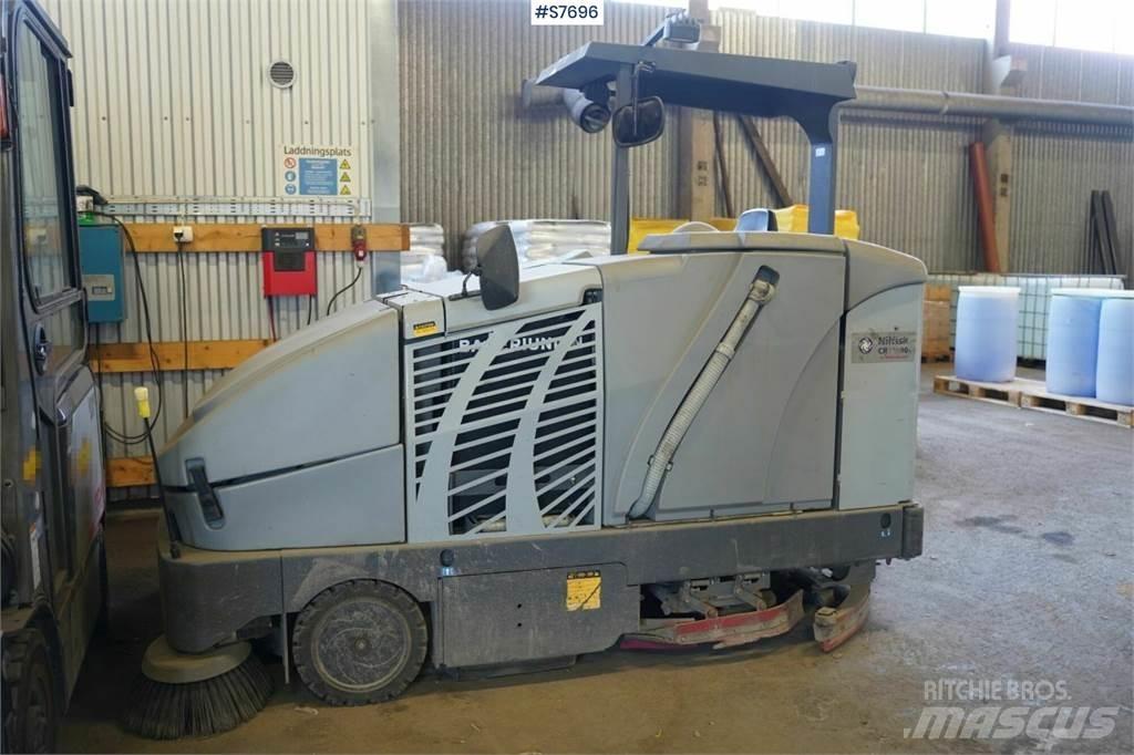 Nilfisk CR1200 Kehrmaschine