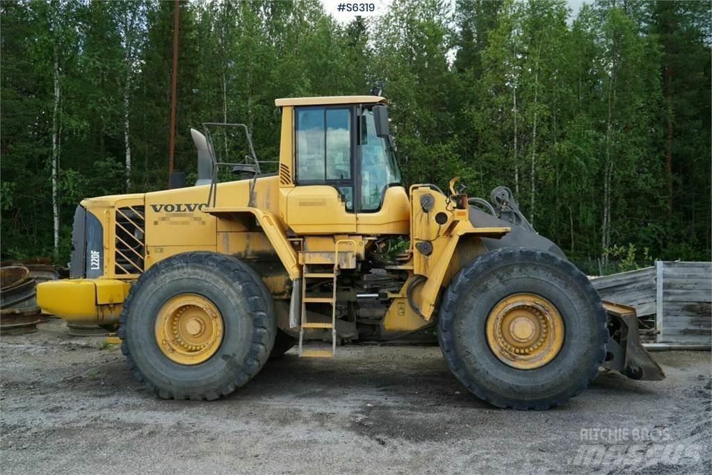 Volvo L220F Radlader