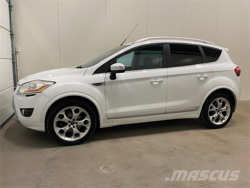 Ford Kuga PKWs