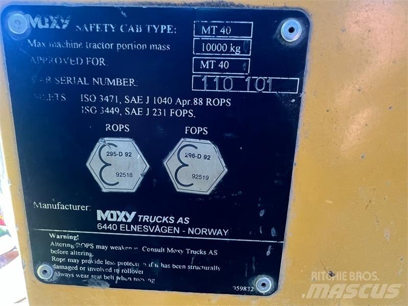 Moxy MT40 Minidumper