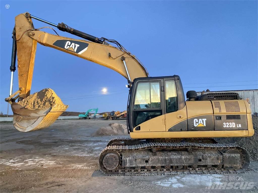 CAT 323 DLN Raupenbagger