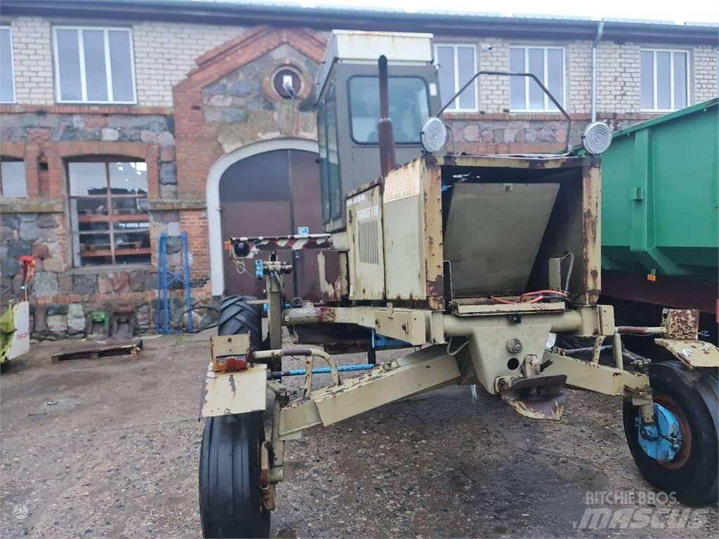 Fortschritt E 302 Mähdrescher