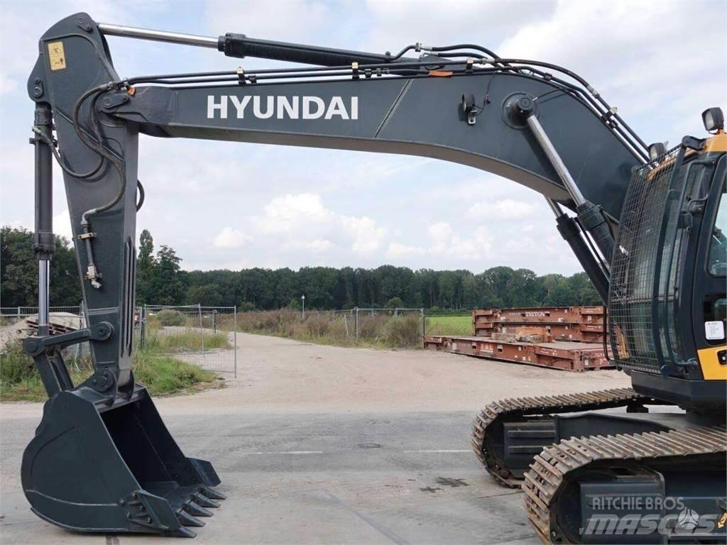 Hyundai R215 Raupenbagger
