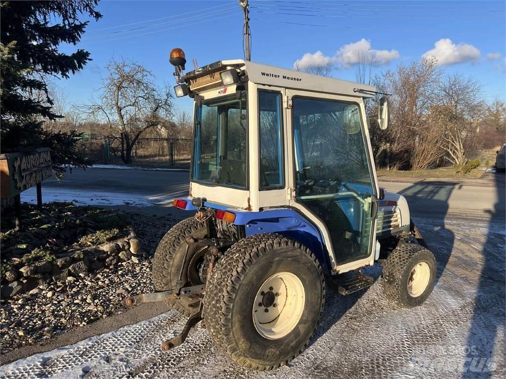 Iseki 325 Traktoren