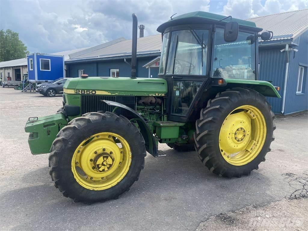 John Deere 2850AS Traktoren
