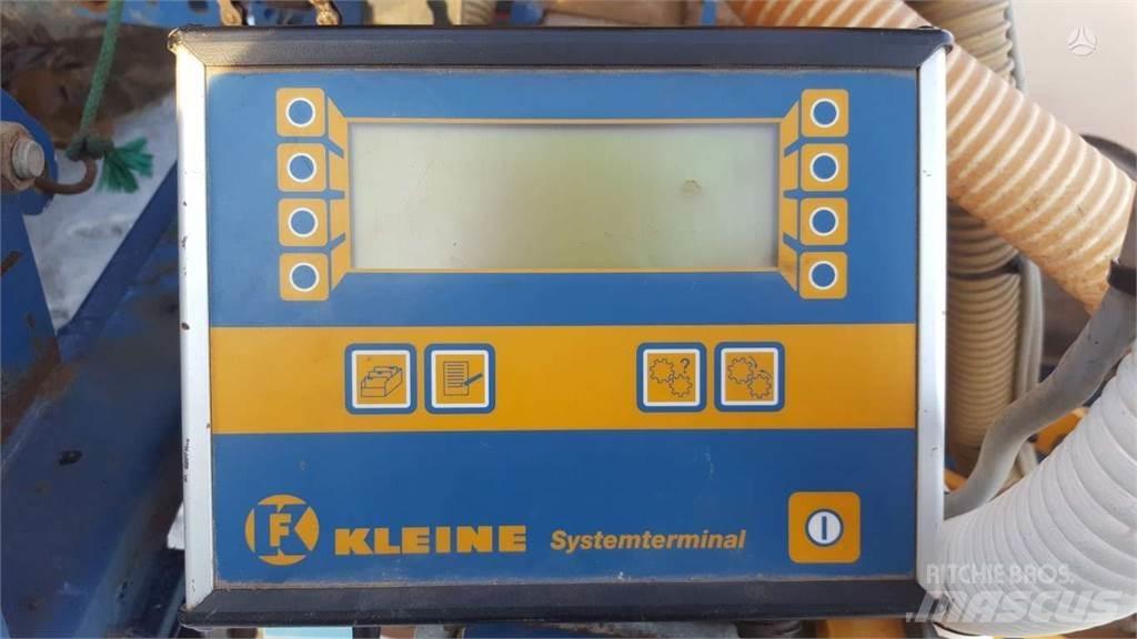 Kleine 6 Drillmaschinen