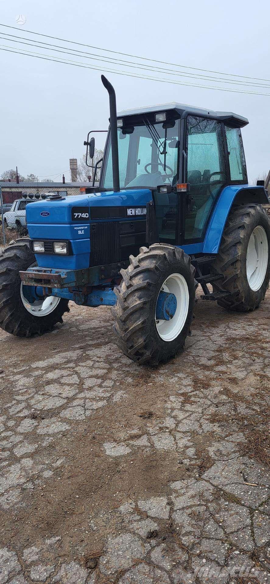 New Holland 7740 Traktoren