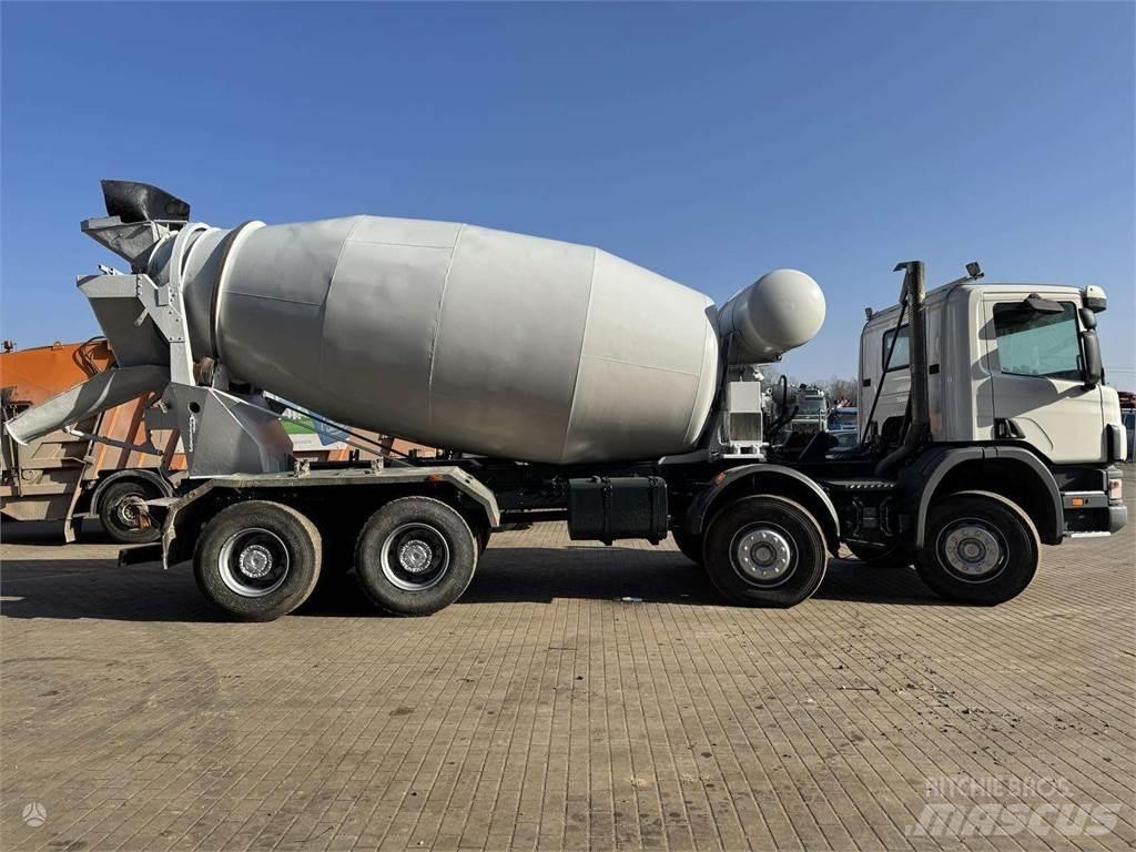 Scania P124 8x4 Betonmischer