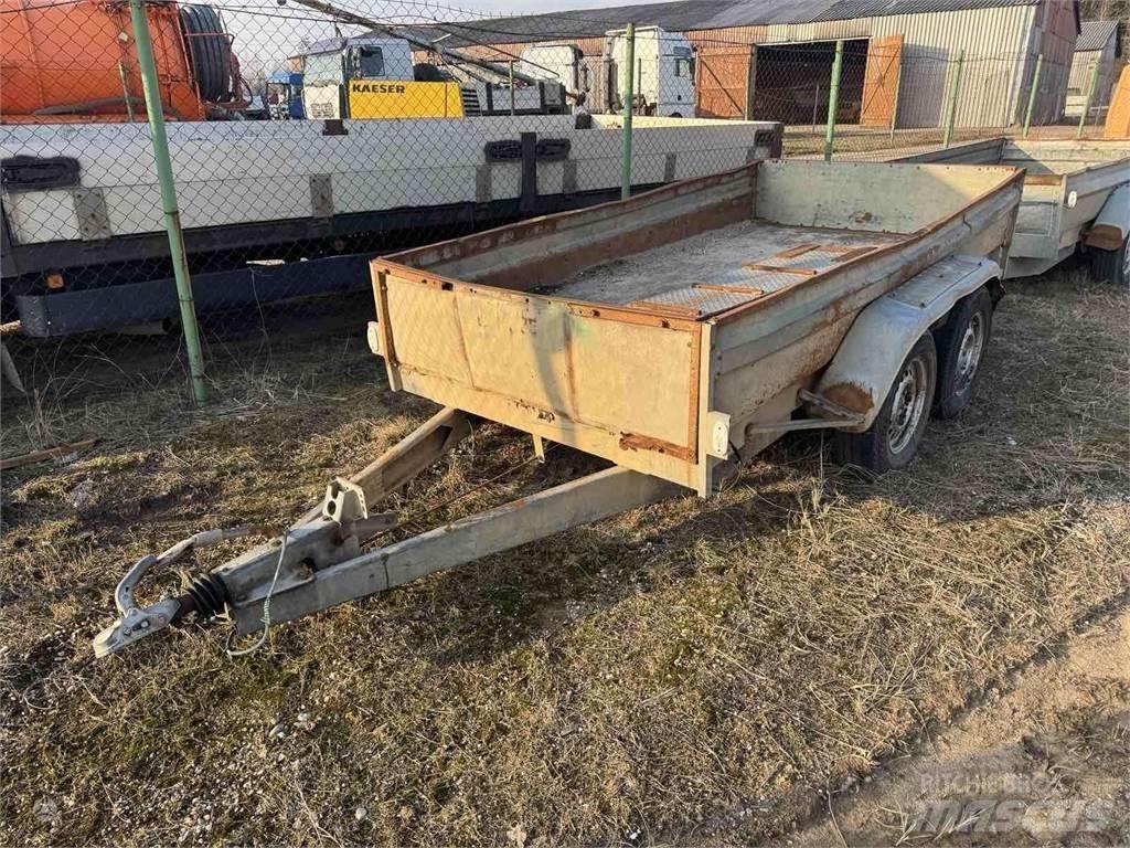 Tauras BZ 2530 Leichtauflieger