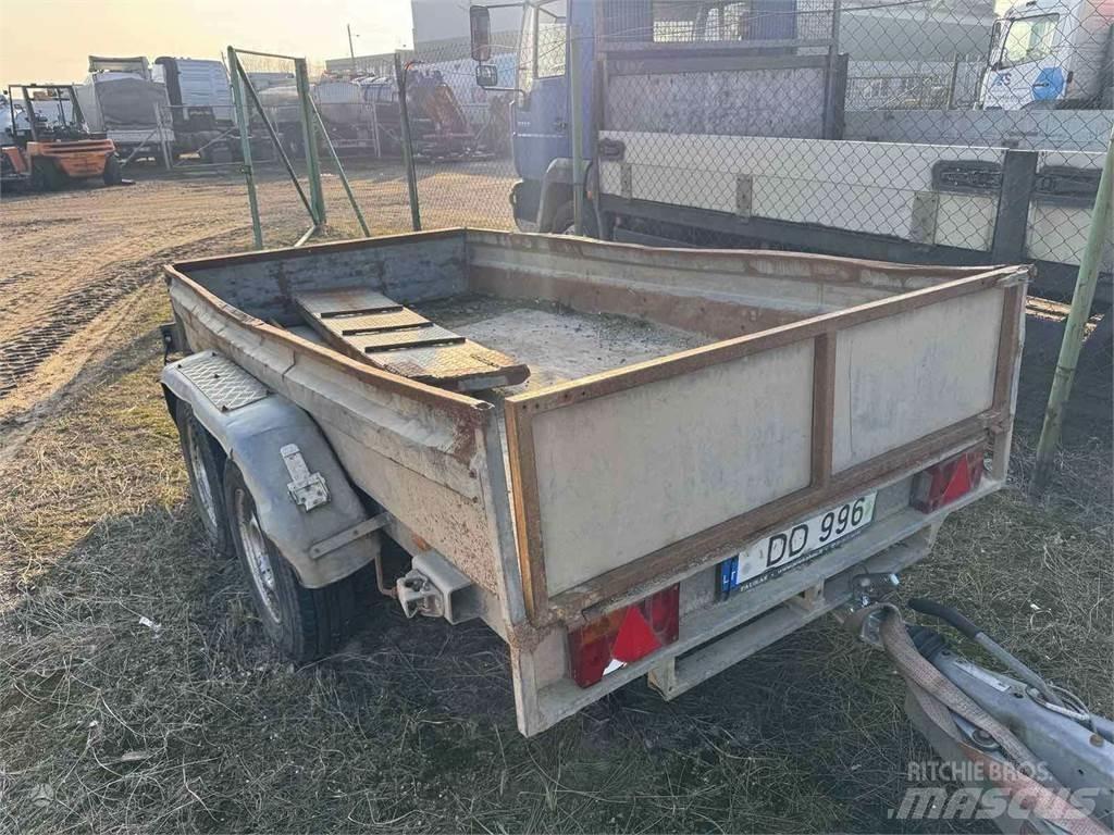 Tauras BZ 2530 Leichtauflieger