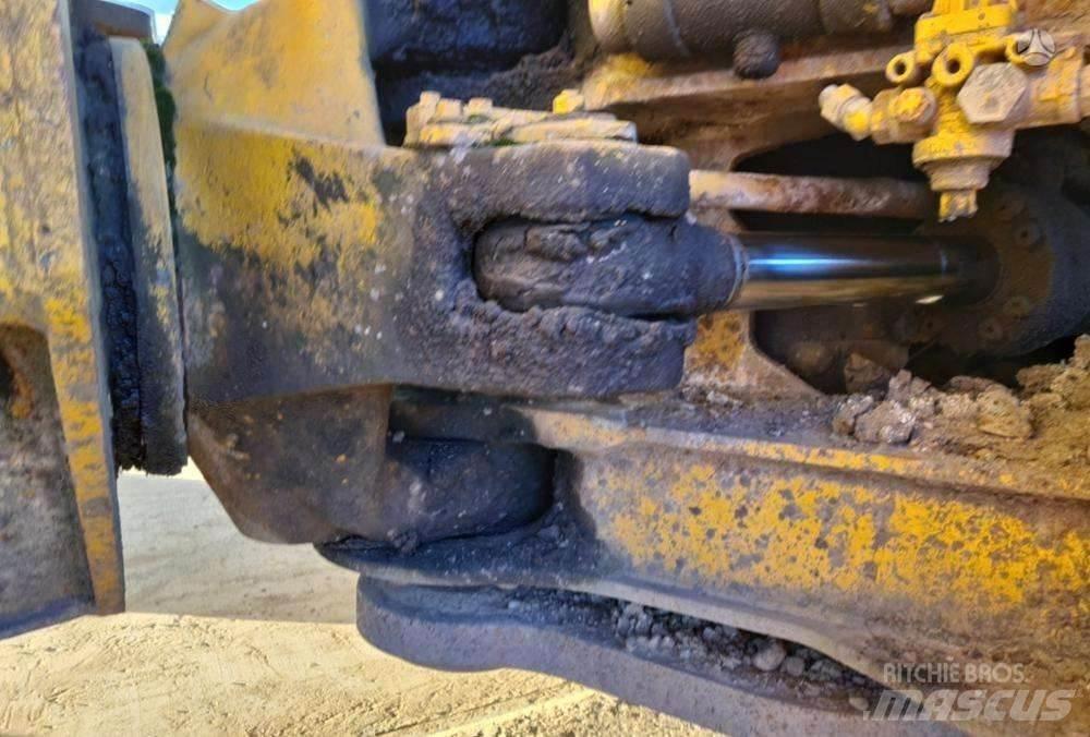 Volvo A30C Dumper - Knickgelenk
