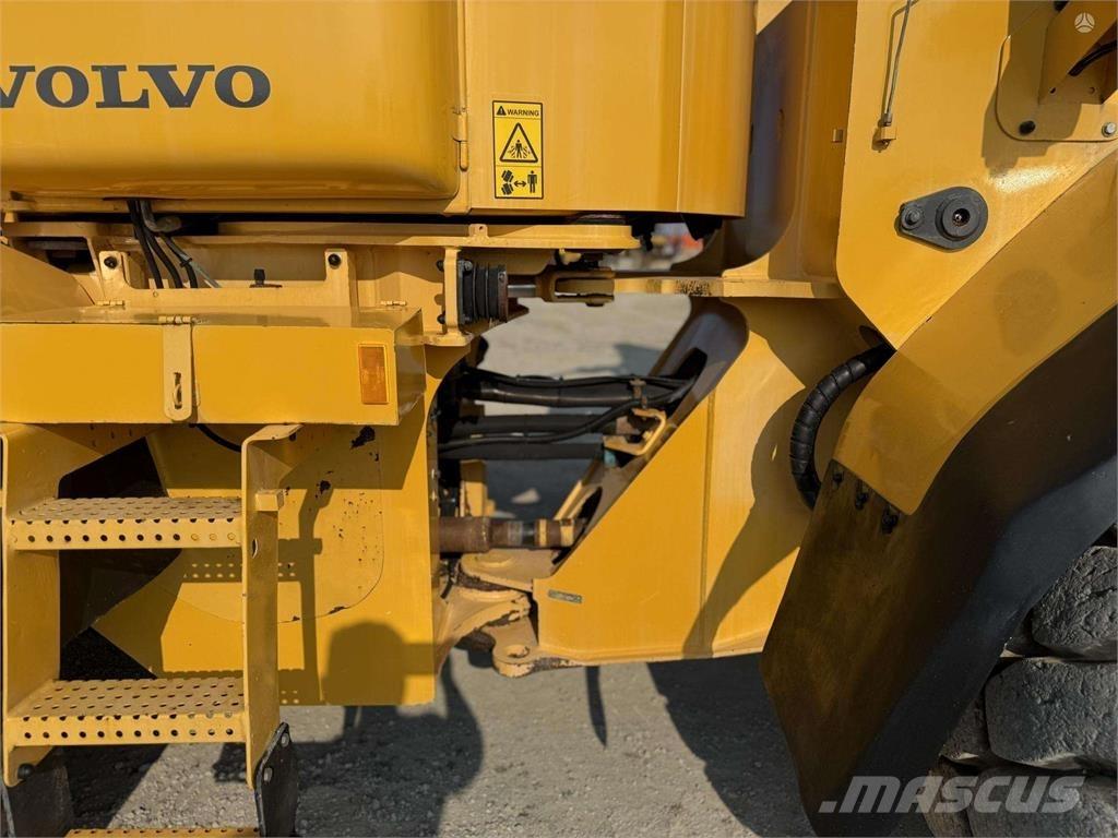 Volvo L 110 E Radlader