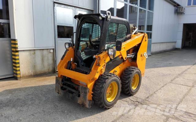 CAT 226D Radlader