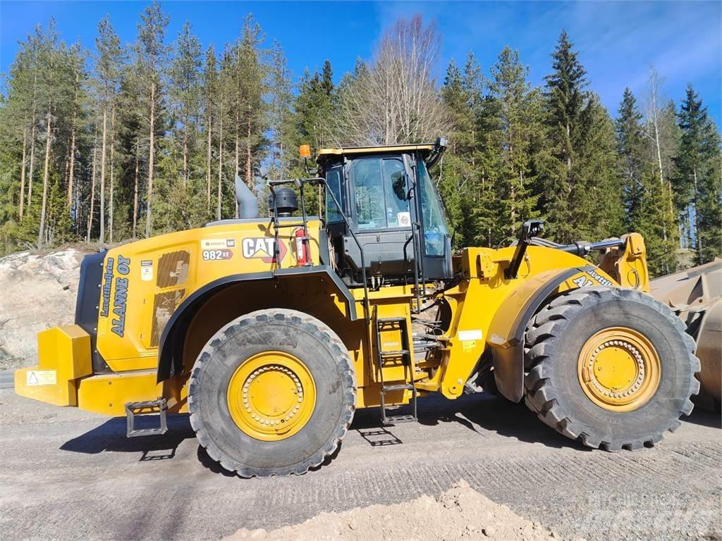 CAT 982XE Radlader